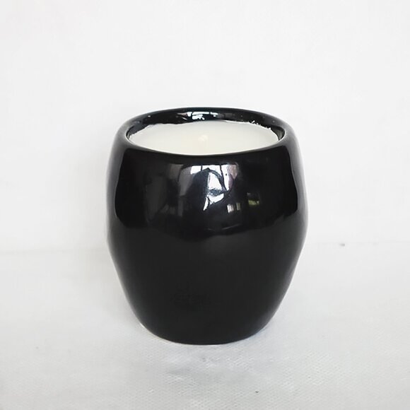 Handmade Day of The Dead Black Skull Candle - Picture 4 of 7